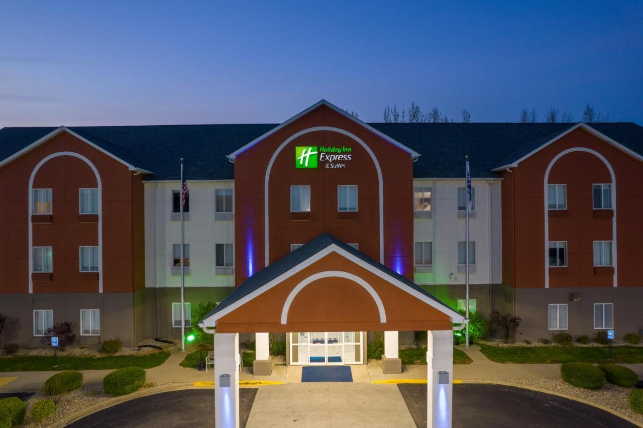 Holiday Inn Express Hotel & Suites Bedford By Ihg Exterior foto